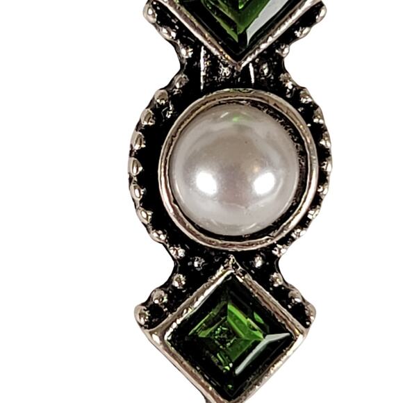 Green Crystal And Pearl Dangle Earrings Vintage Look Silver Tone Unbranded - Picture 4 of 8